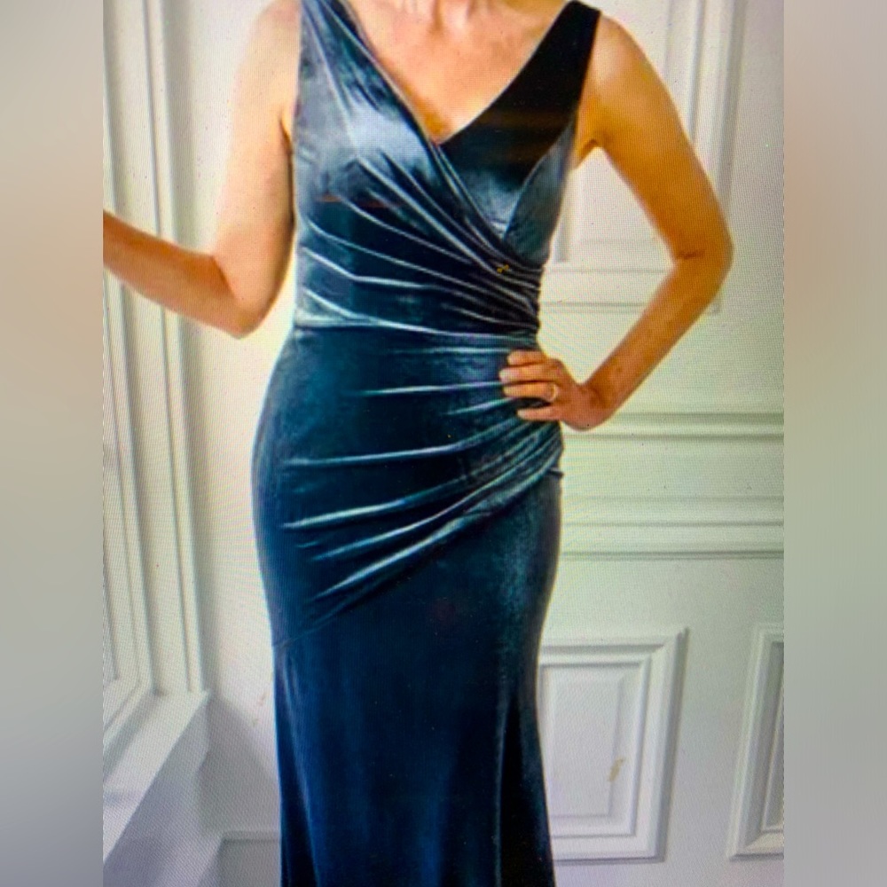 Revelry, Dawson Royal Blue Velvet Dress, Size 6 Petite